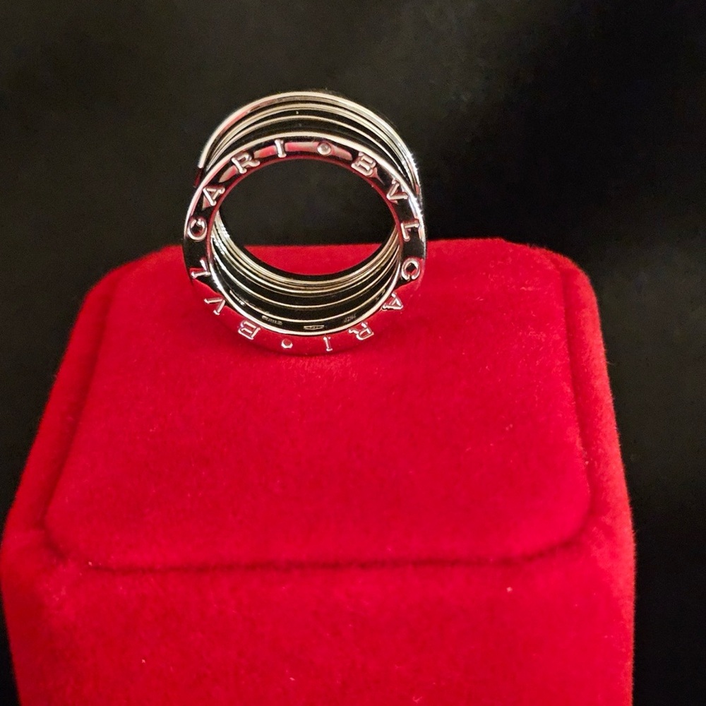 Bulgari B.zero1 18K white gold in original box Authentic preloved - Picture 4 of 14